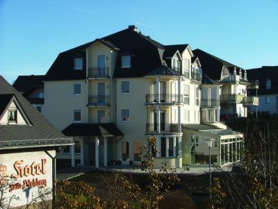 Hotel Zum Rehberg Кастелаун Екстериор снимка
